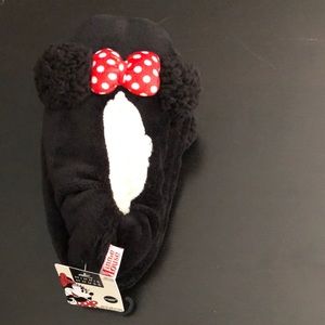 Minnie Mouse Walt Disney Slipper Socks, Soft and Cozy! Women’s Size 4-10- NWT!